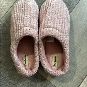 Dearfoams Beige Textured Slippers